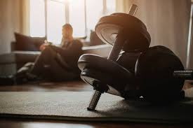 跟队记者：库巴西周六接受检查，巴萨不会让他冒险踢奥萨苏纳